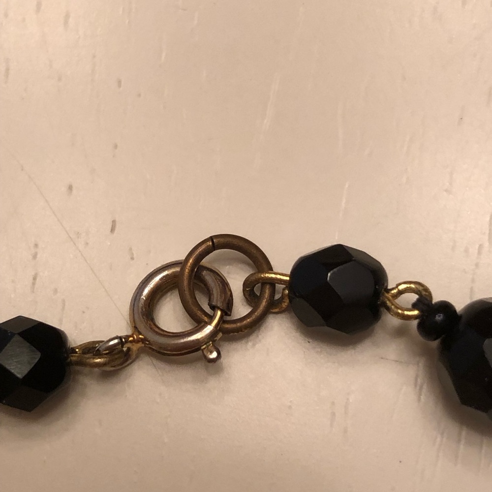 Vintage jet black crystal necklace - Picture 2 of 5